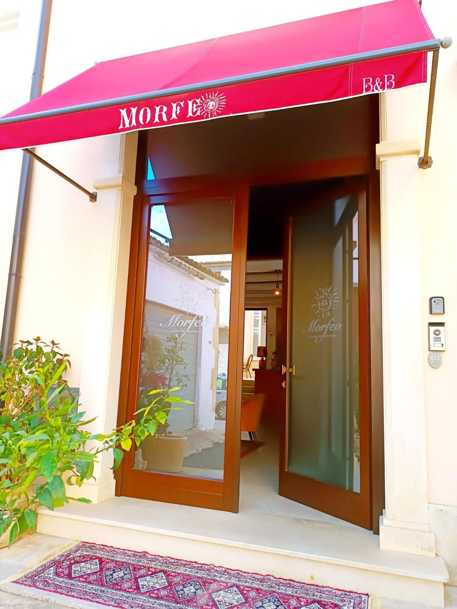 Morfeo Charming Rooms & Relax อาโวลา ภายนอก รูปภาพ