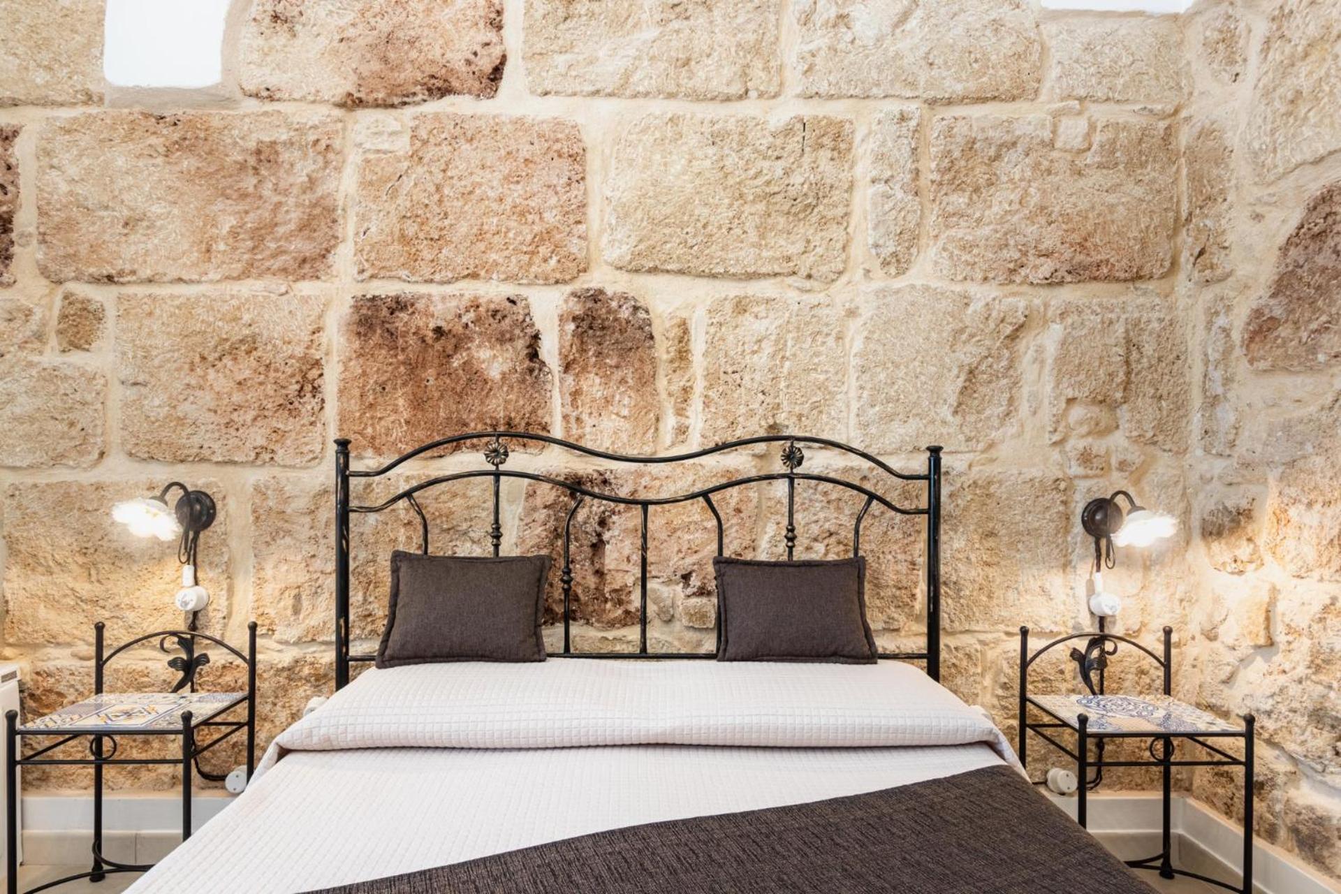Morfeo Charming Rooms & Relax อาโวลา ภายนอก รูปภาพ